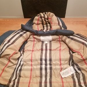 Kids Burberry winter coat size 4T